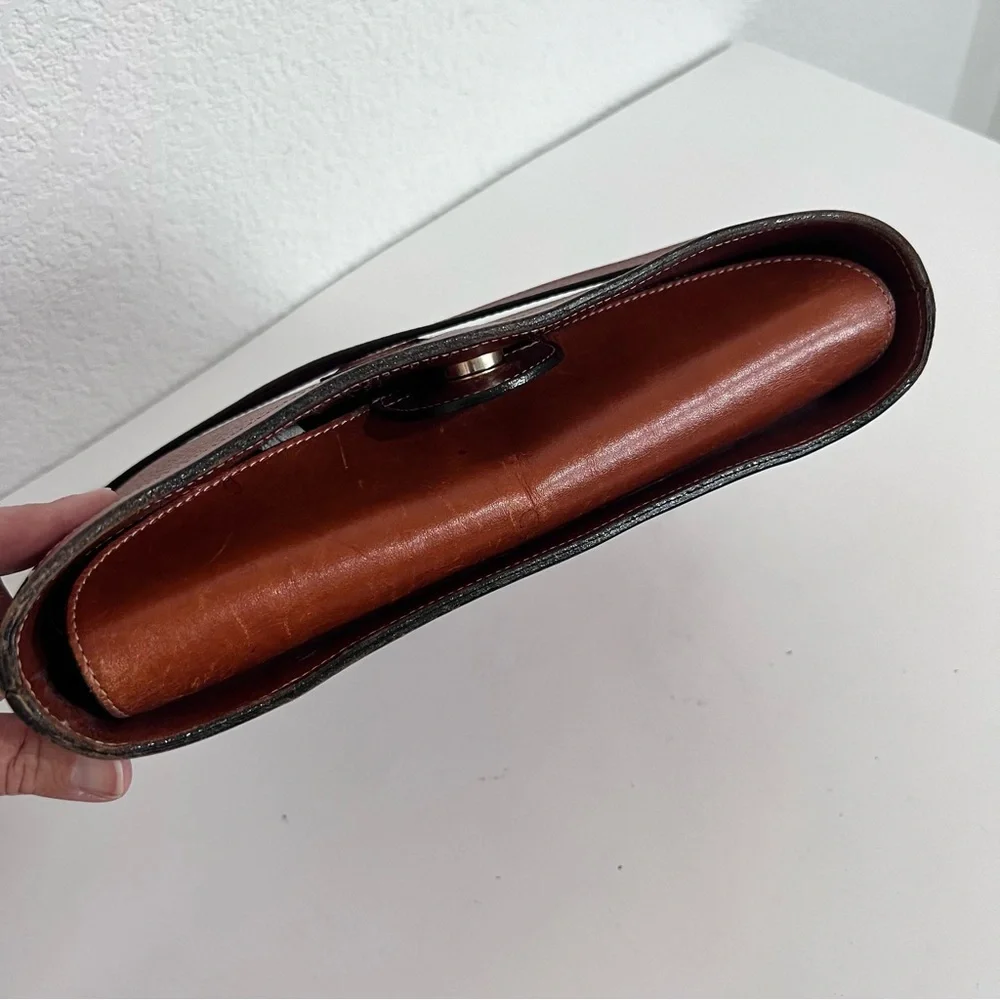 Vintage Land Brown Cognac Leather Messenger Crossbody Purse Handbag Unisex